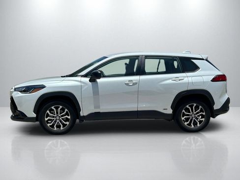 Used 2023 Toyota Corolla Cross AWD Hybrid image 8