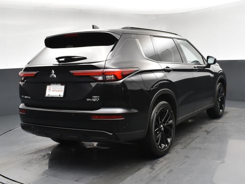 New 2025 Mitsubishi Outlander SEL Black Edition image 19