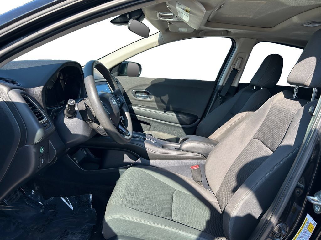 Used 2021 Honda HR-V EX image 26