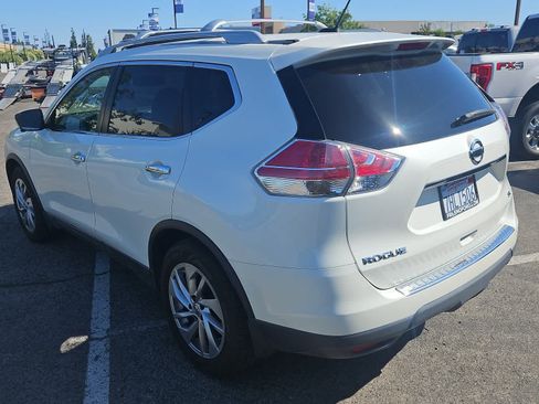 Used 2015 Nissan Rogue SL w/ SL Premium Package FWD image 6