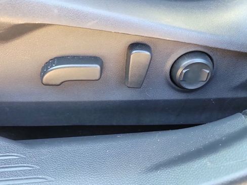 Used 2020 Subaru Outback Limited w/ Popular Package #2 AWD/4WD image 22