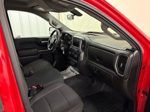 Used 2020 Chevrolet Silverado 1500 LT image 39