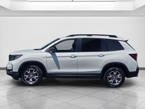 Certified 2023 Honda Passport TrailSport image 8