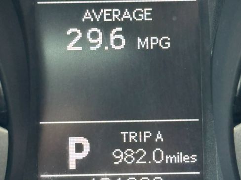 Used 2015 Toyota Corolla S FWD image 8