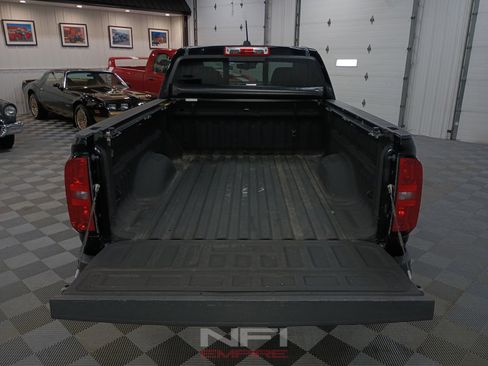 Used 2017 Chevrolet Colorado LT w/ LT Convenience Package AWD/4WD image 54