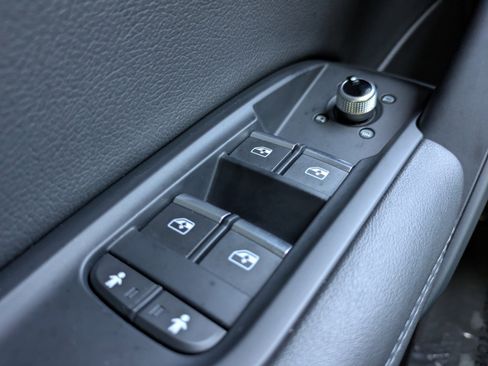 Used 2020 Audi Q5 2.0T Premium Plus w/ Premium Plus Package image 21