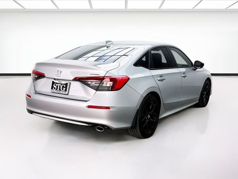 Used 2022 Honda Civic Sport image 4