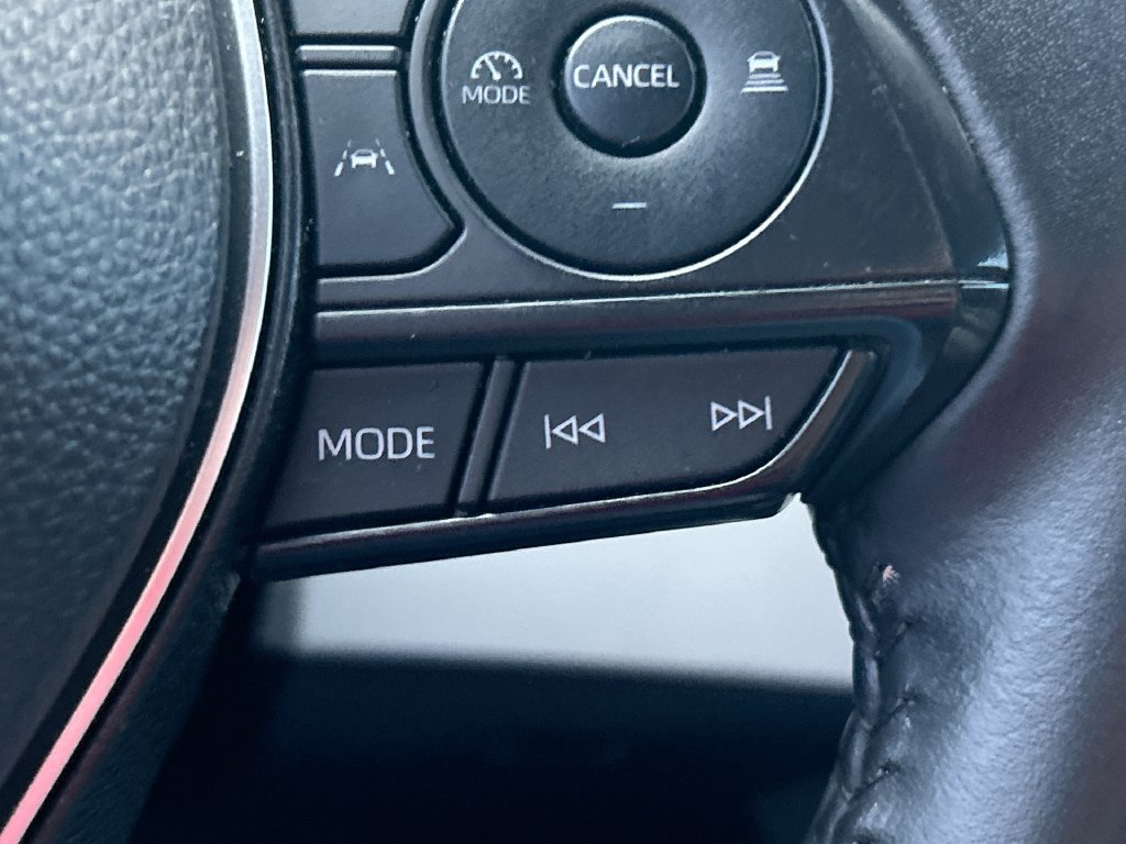 Used 2024 Toyota Corolla SE FWD image 16