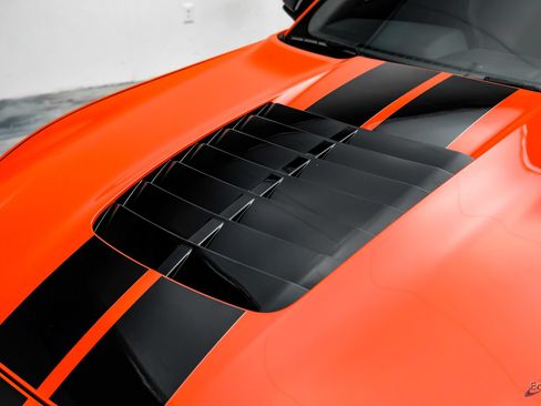Used 2022 Ford Mustang Shelby GT500 w/ Technology Package RWD image 27