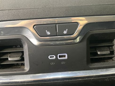 Used 2024 Chevrolet Silverado 2500 High Country w/ Technology Package AWD/4WD image 61