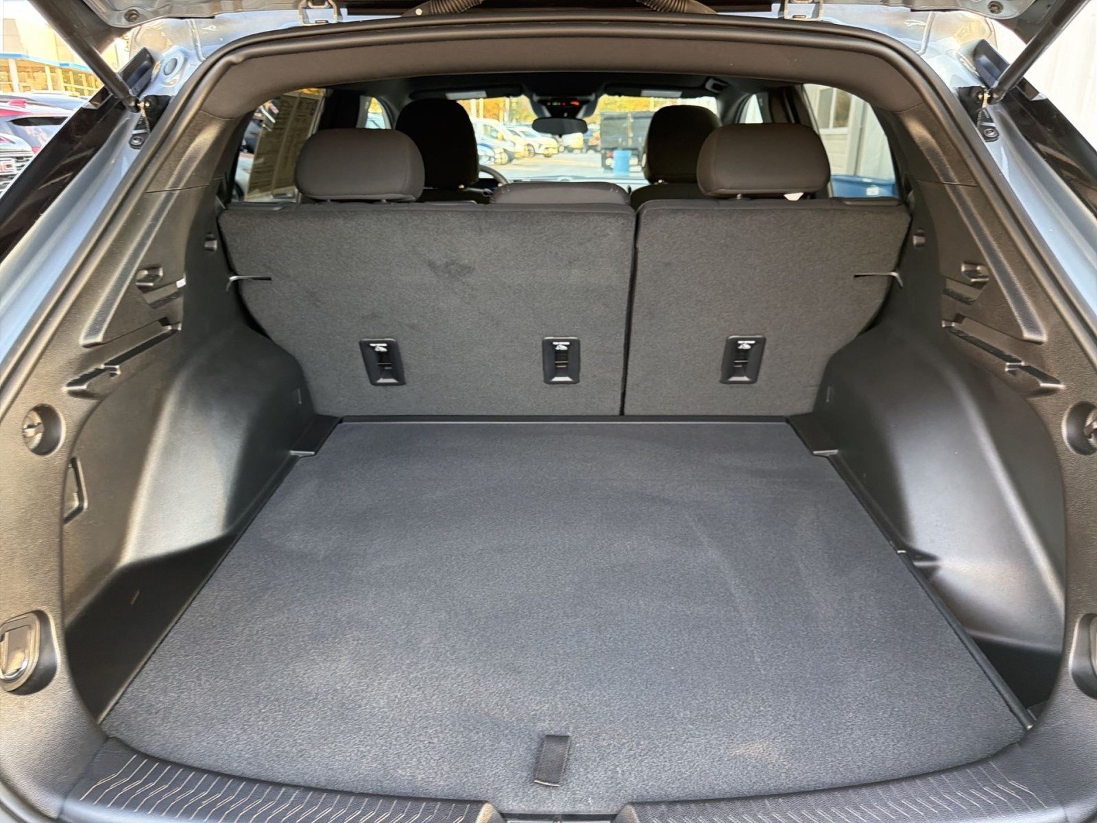 Used 2025 Chevrolet Equinox EV LT FWD image 22