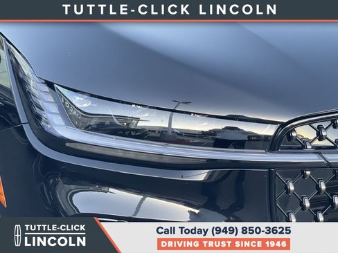 Certified 2024 Lincoln Nautilus Black Label AWD/4WD image 7