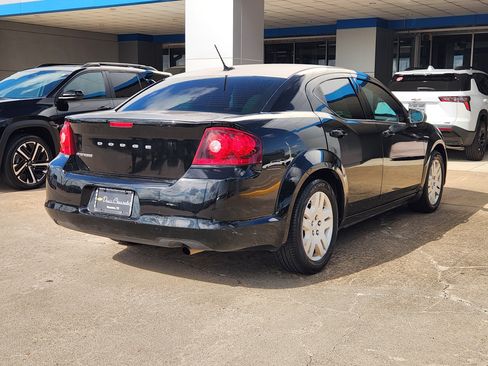 Used 2014 Dodge Avenger SE FWD image 6