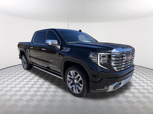 Used 2023 GMC Sierra 1500 Denali w/ Denali Reserve Package image 3