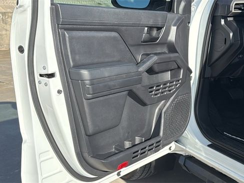 Used 2024 Toyota Tacoma SR image 10