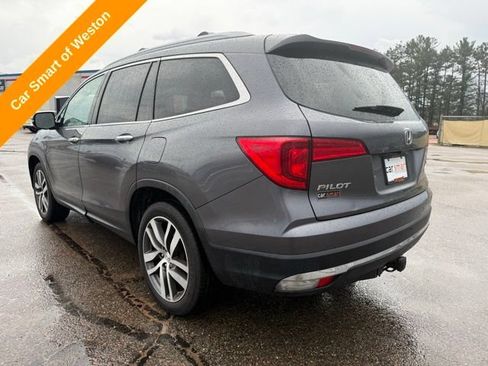 Used 2017 Honda Pilot Touring image 7