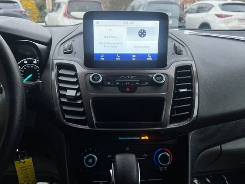 Used 2021 Ford Transit Connect XL image 29