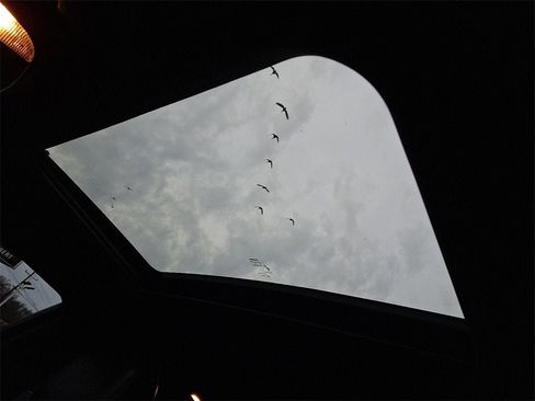 Used 2021 Dodge Charger SXT w/ Leather Interior Group image 15