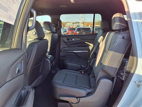 New 2026 Chevrolet Traverse LT w/ Driver Confidence Package image 8