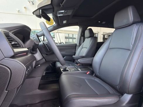 Used 2026 Honda Odyssey Sport-L image 4