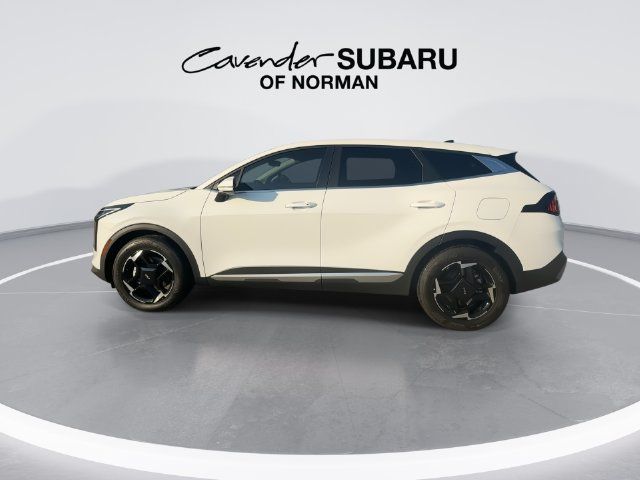 Used 2026 Kia Sportage EX FWD image 5