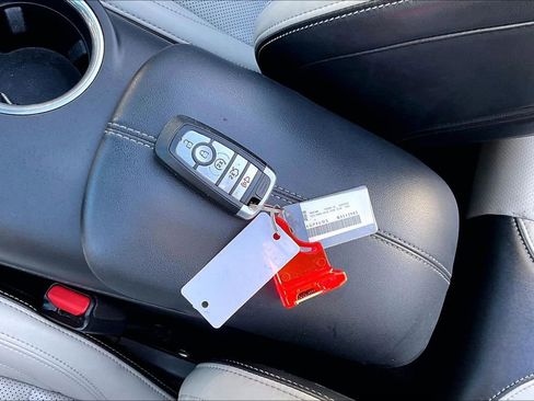 Used 2024 Ford Mustang Premium image 30