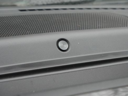 Certified 2023 Ford F150 XLT w/ Equipment Group 302A High image 11