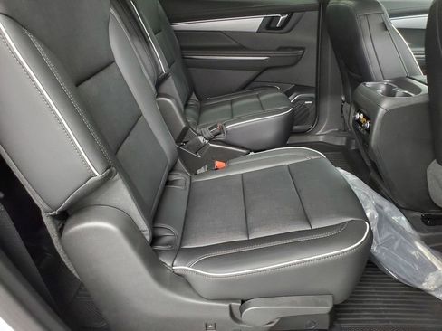 New 2025 Buick Enclave Preferred w/ Power Package image 20