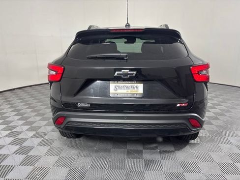 Used 2025 Chevrolet Trax RS w/ Driver Confidence Package FWD image 7