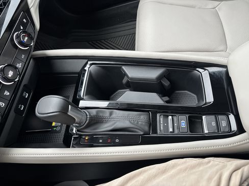 Used 2023 Honda Accord Touring image 17