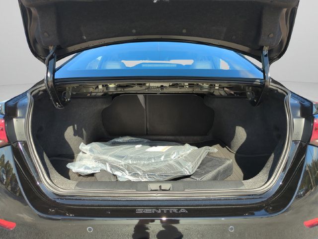 Certified 2025 Nissan Sentra SR w/ SR Premium Package FWD image 15