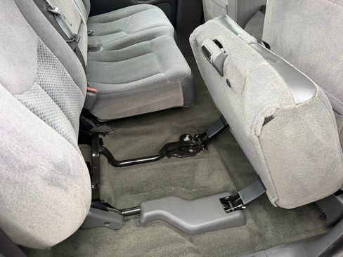 Used 2007 Chevrolet Silverado 1500 LS image 30