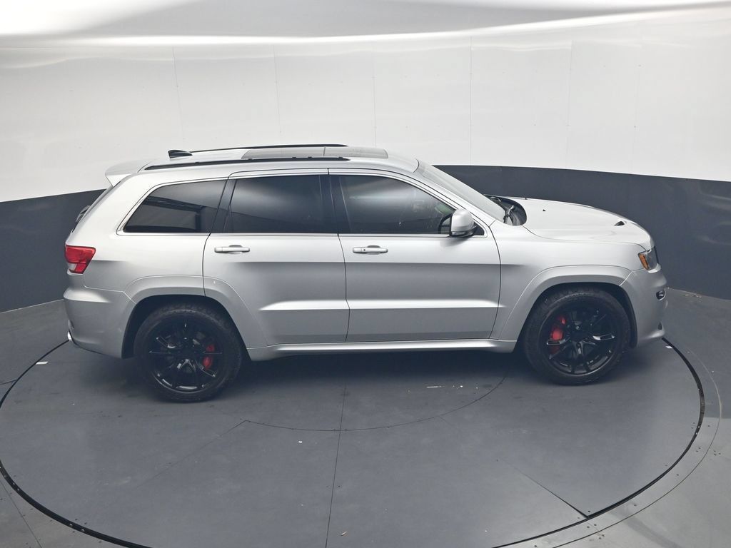 Used 2012 Jeep Grand Cherokee SRT8 w/ Luxury Group II AWD/4WD image 32