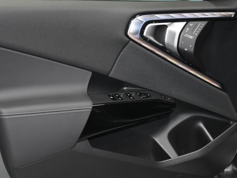 New 2026 BMW X3 xDrive30 w/ Premium Package image 3