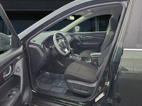 Used 2018 Nissan Rogue SV AWD/4WD image 19