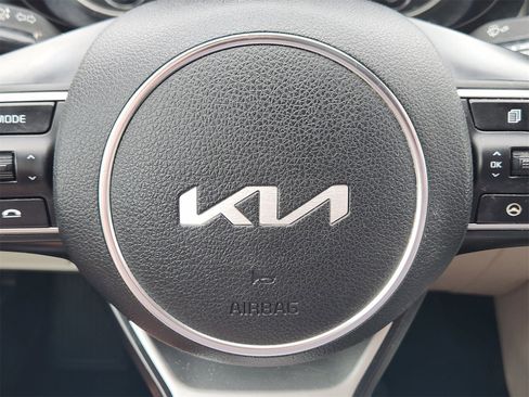 Used 2022 Kia K5 LXS image 37