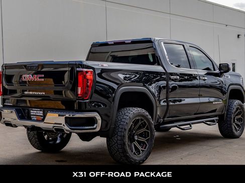 Used 2023 GMC Sierra 1500 SLT w/ SLT Premium Package image 9