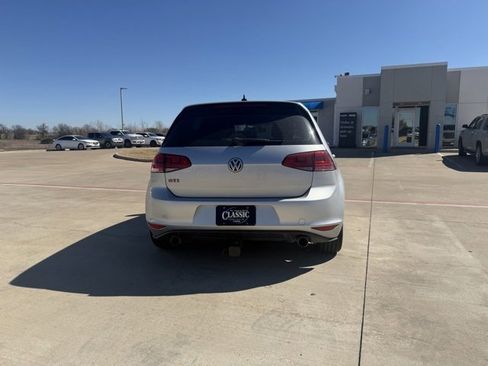 Used 2017 Volkswagen GTI S image 9