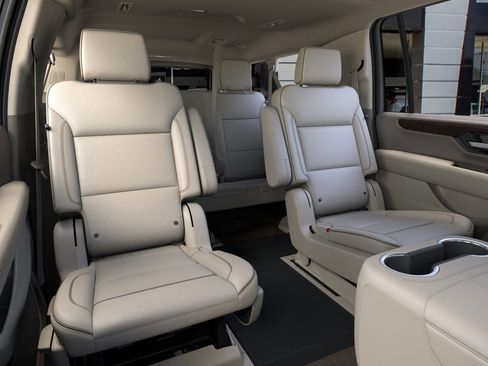 New 2026 GMC Yukon XL Denali image 17