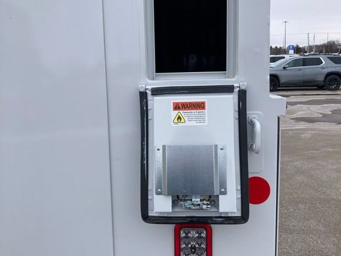 New 2025 Chevrolet Express 3500 Work Van w/ Power Convenience Package image 6