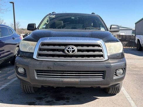 Used 2012 Toyota Sequoia SR5 image 2