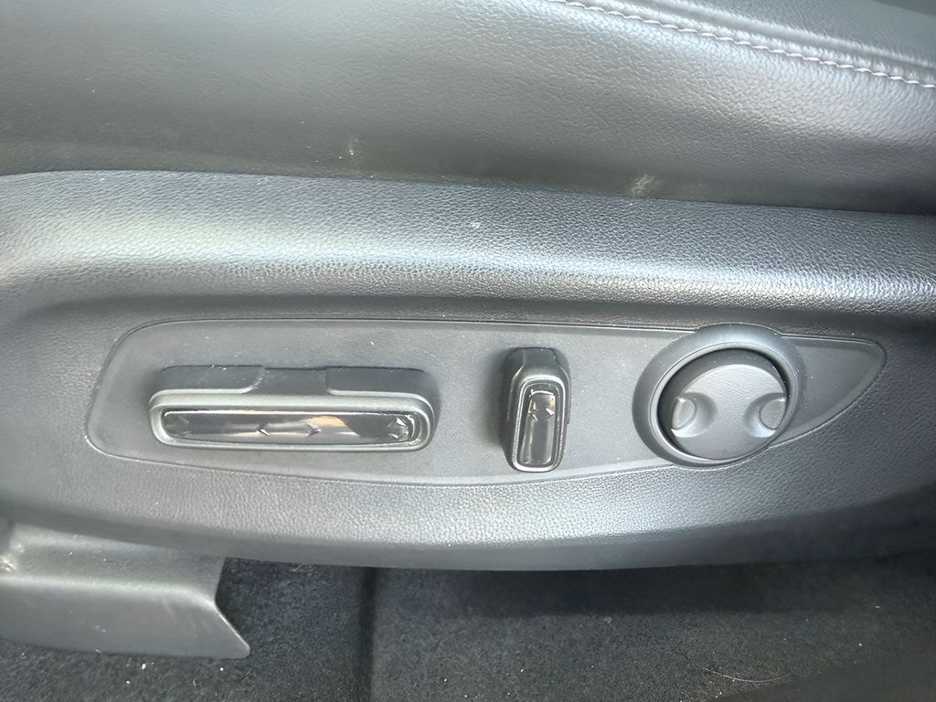 Certified 2025 Honda CR-V EX-L image 10
