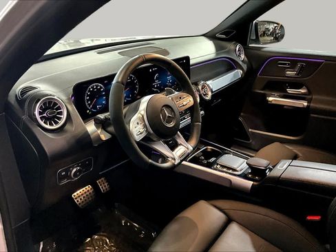 Certified 2022 Mercedes-Benz GLB 35 AMG 4MATIC image 17