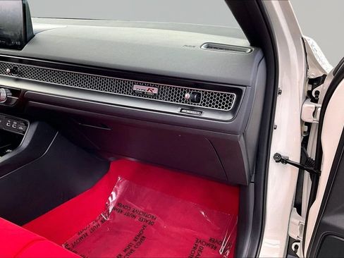 Certified 2025 Honda Civic Type R image 18
