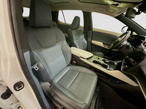 Used 2023 Lexus RZ 450e Premium w/ Technology Package AWD/4WD image 34