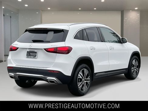 Used 2025 Mercedes-Benz GLA 250 4MATIC image 5