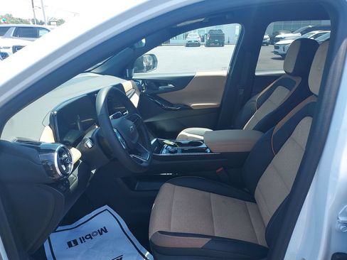 New 2027 Chevrolet Equinox ACTIV FWD image 12