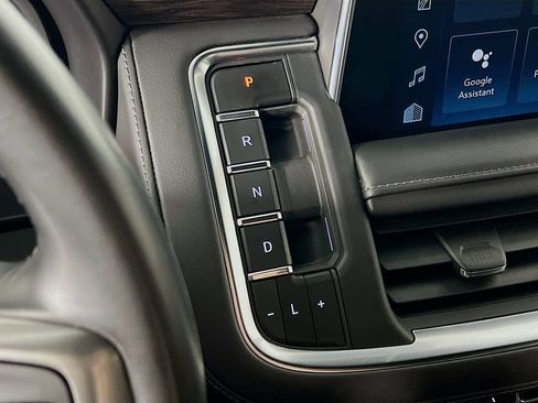 Used 2023 Chevrolet Tahoe LT AWD/4WD image 17
