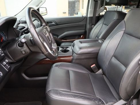 Used 2018 GMC Yukon XL SLT w/ Premium Edition RWD image 23