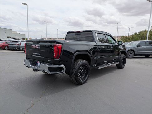 Used 2021 GMC Sierra 1500 SLT w/ SLT Convenience Package AWD/4WD image 3